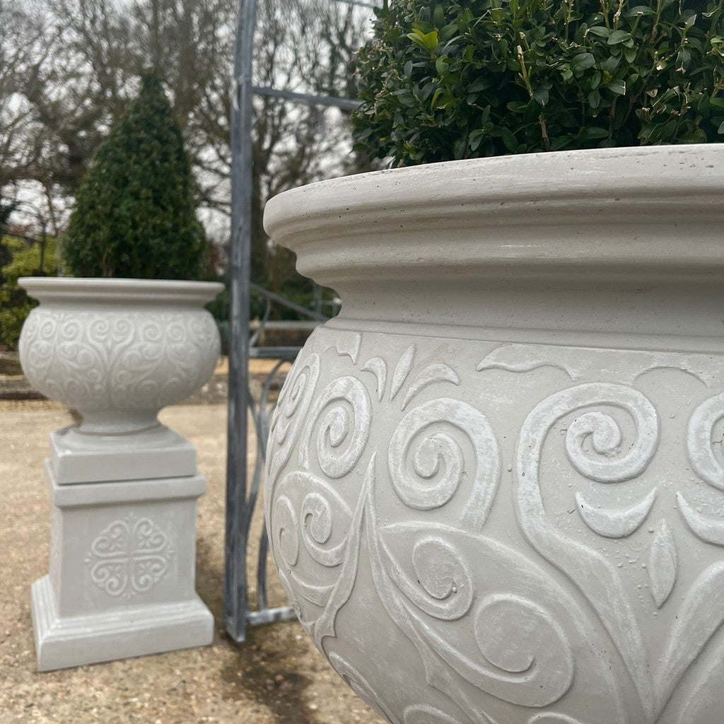 1m Patterned Urn Planter Pallet Deals