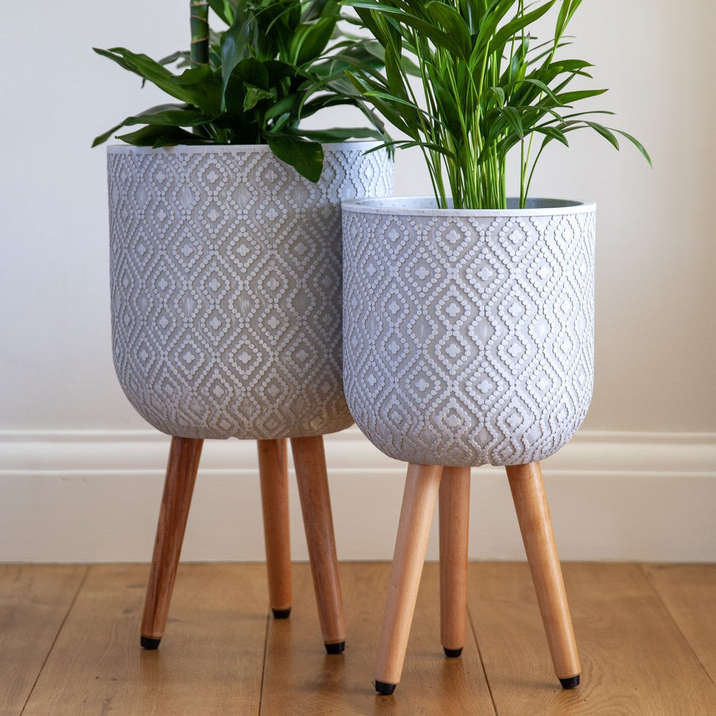 Patterned Diamond Indoor Planter on Legs - White – Rago UK Planters